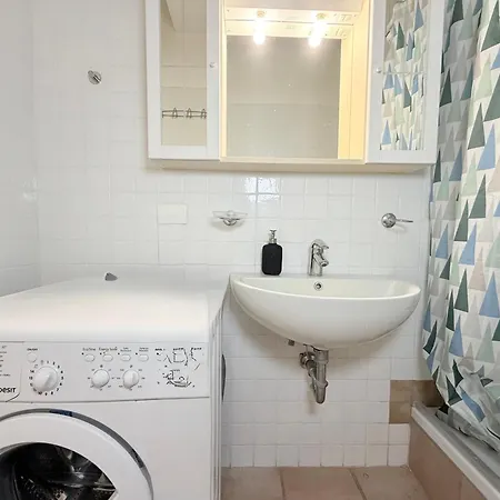 M454 - Marcelli, Comodo A 50m Dal Mare Apartamento Marcelli