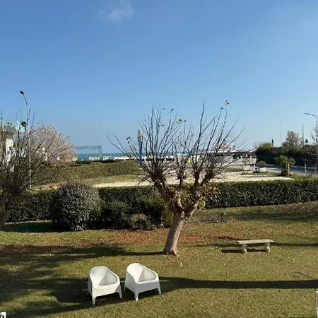 M454 - Marcelli, Comodo A 50m Dal Mare Daire Marcelli