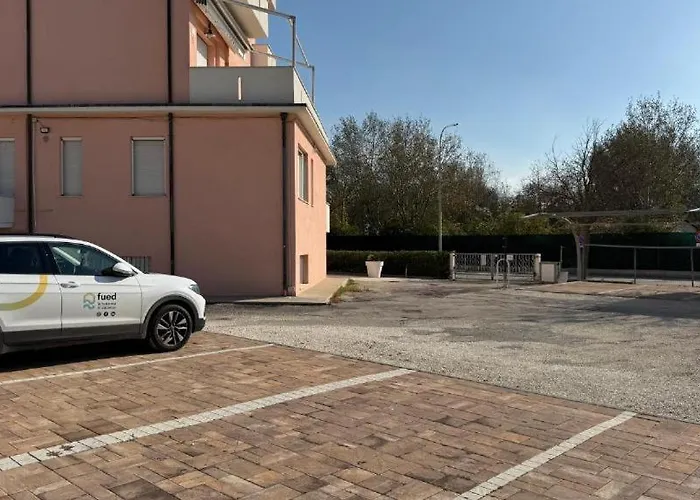 M454 - Marcelli, Comodo A 50m Dal Mare * Marcelli